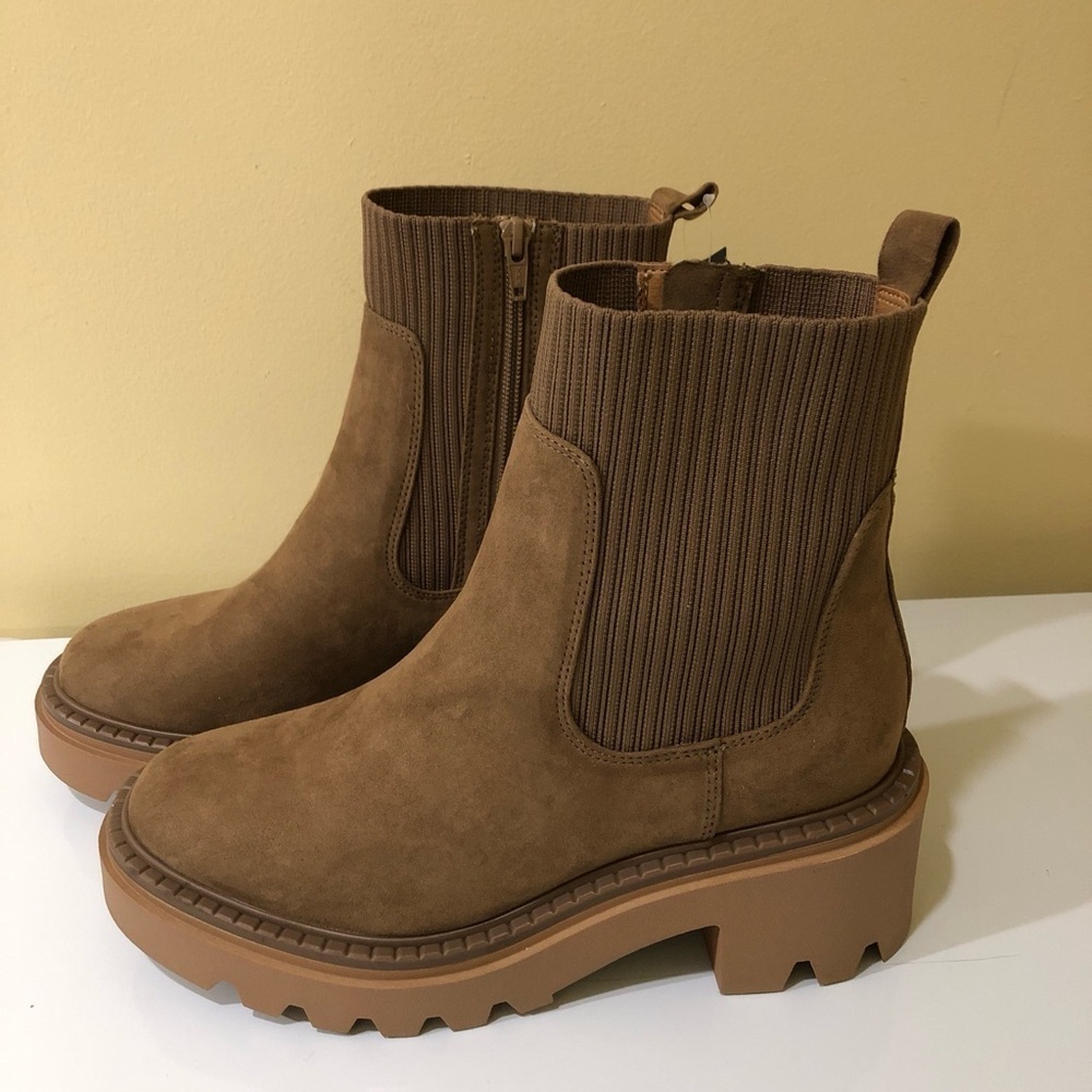 NEW Universal Thread Women's Ankle Boots Memory Foam- Light Taupe Size 9